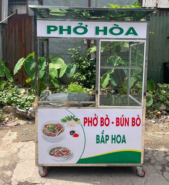 xe bán phở ăn sáng