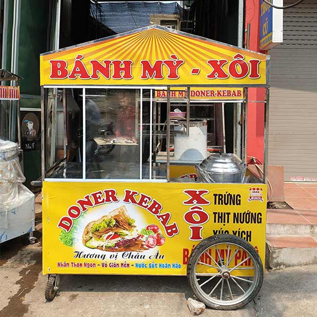 Xe đẩy xôi bánh mì mái chùa