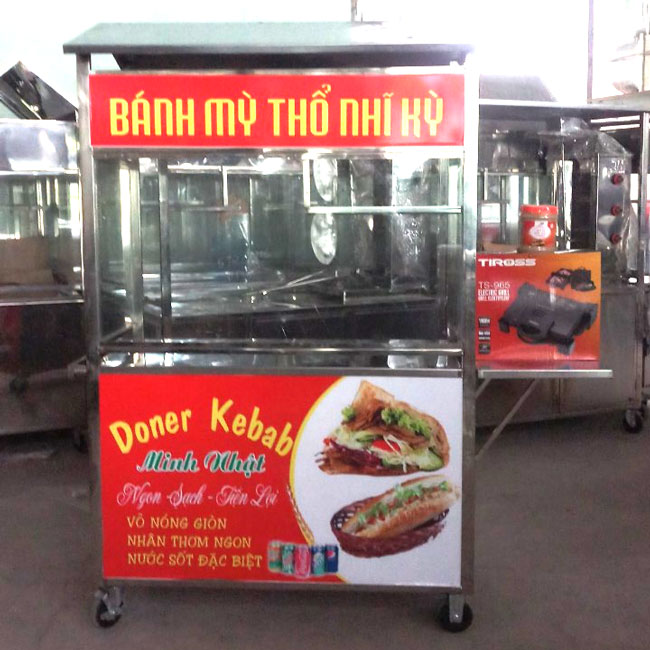 Xe inox bán bánh mì mái ngói