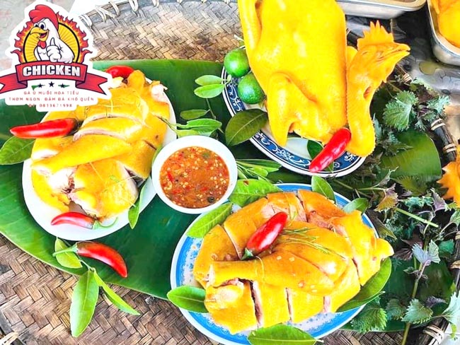 gà ủ muối Chicken